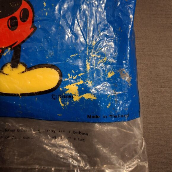 Vintage 1990s Disney Parks Waterproof Adult Poncho Yellow Rain Coat NEW - Picture 4 of 4